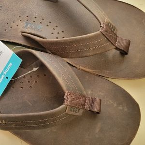 NWT Leather Reef flip flop sandals sz 12